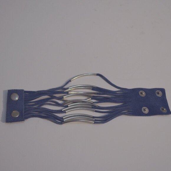 Bracelet Handmade Blue Leather Suede Strips Steel Tubes Decors 4 Snaps-Fasteners - Picture 2 of 5